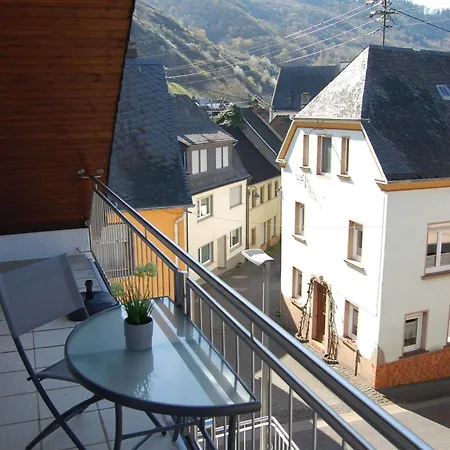 Apartment An Der Mosel, Romeo Senheim