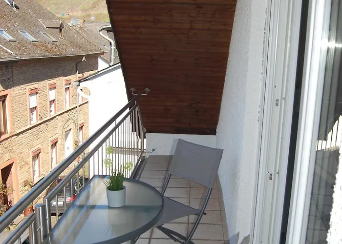 An Der Mosel, Romeo Senheim