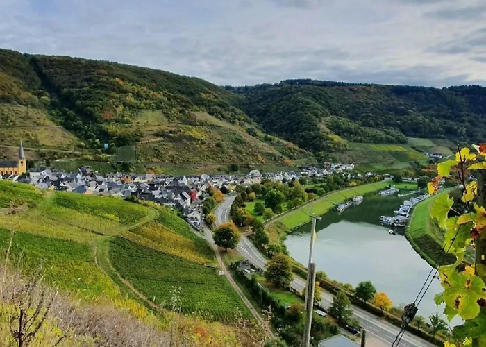 An Der Mosel, Romeo Apartamento